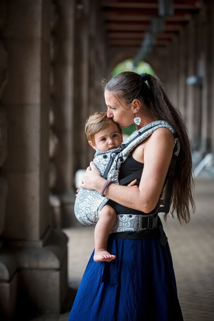 Neko Switch Toddler Size Carrier - Lokum Hazel